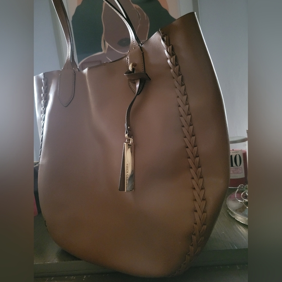 Authentic Vince Camuto brown leather hobo - Picture 2 of 4